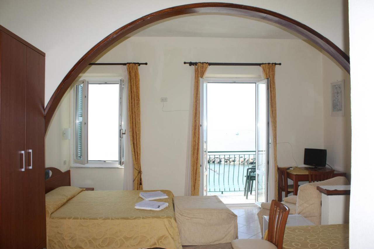 Viviani Raffaella Hotel Monterosso al Mare Ngoại thất bức ảnh
